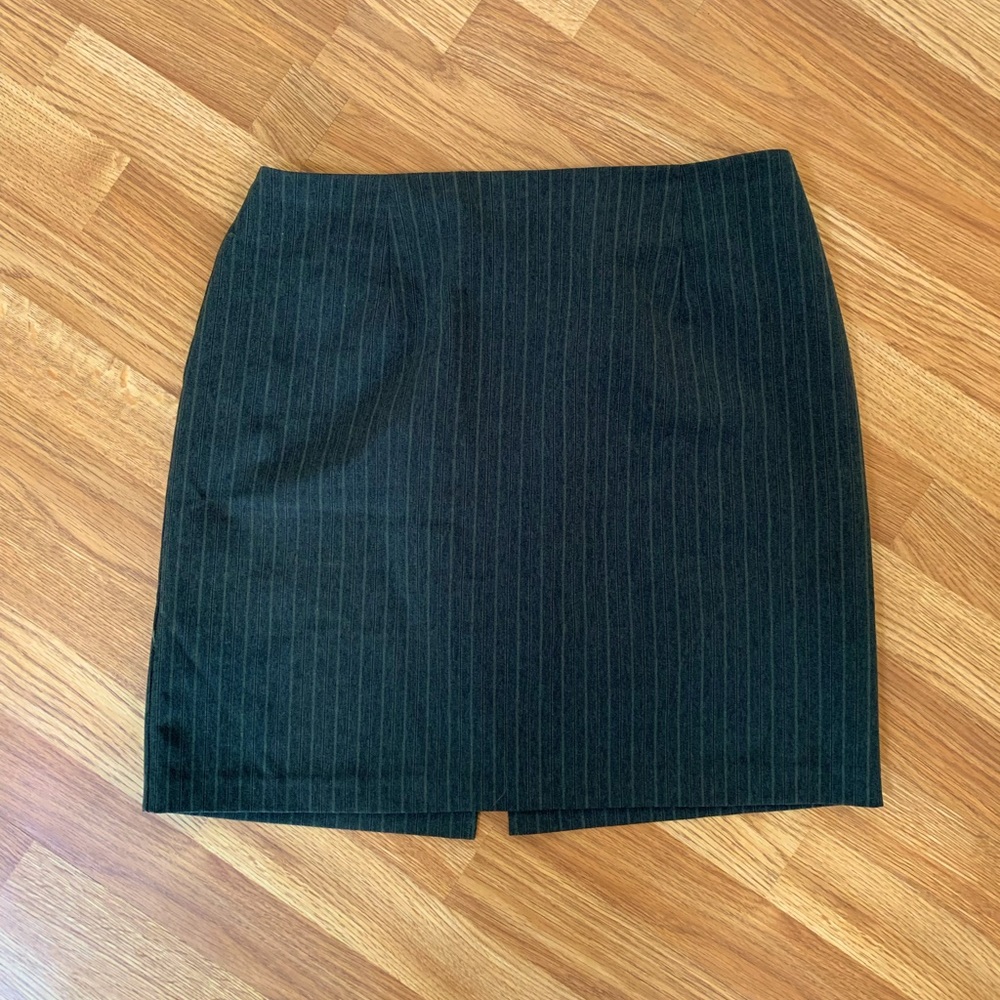 Deep Green Striped Pencil Skirt 🦚